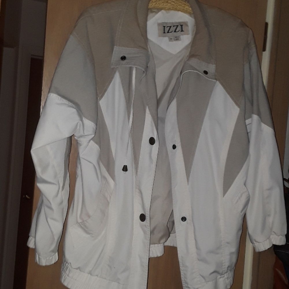 Izzy rain jacket  size m (fits like L)